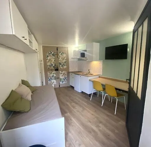 Apartament En Plein Centre Historique De *